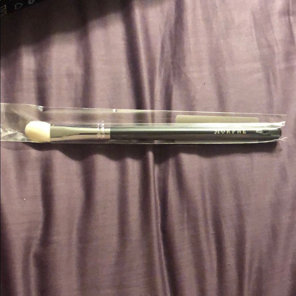 Morphe M524 Medium Shadow Fluff Brush